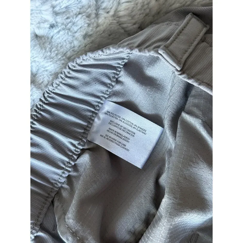 Banana Republic Shorts Size 38 Light Gray Chino Stretch Preppy Business Casual